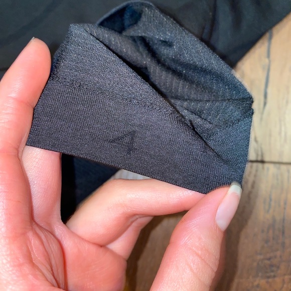 Lululemon swiftly tech long sleeve - Picture 8 of 9